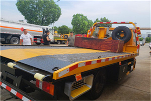 临高附近拖车电话号码服务